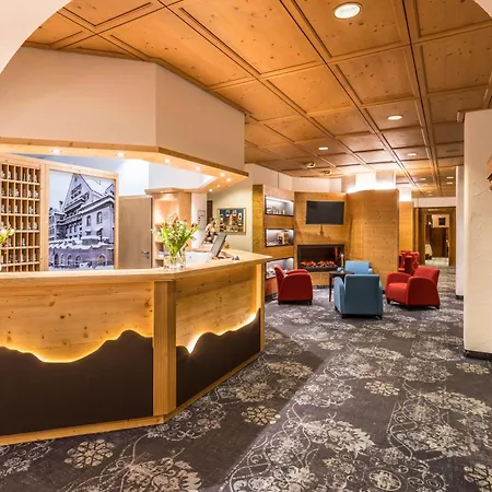 Central Sporthotel Davos 4*