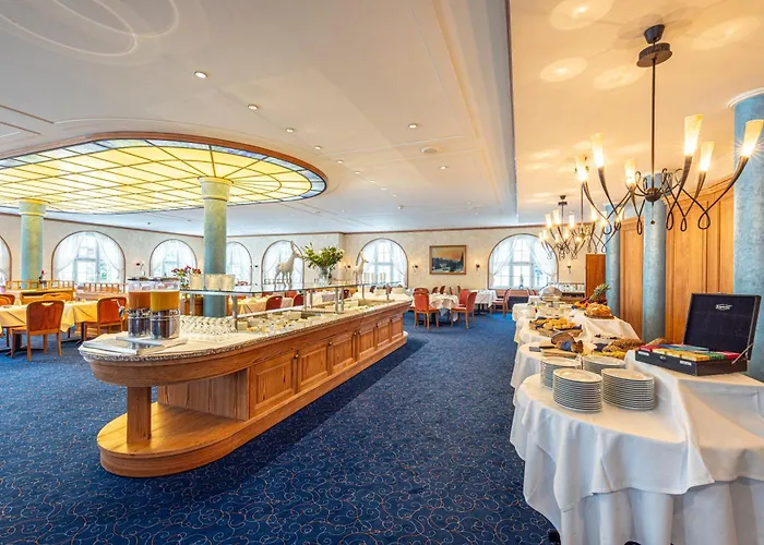 Central Sporthotel Davos Готель 4*