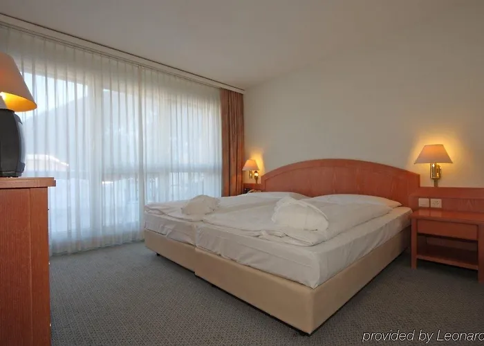 Central Sporthotel Davos Готель 4*